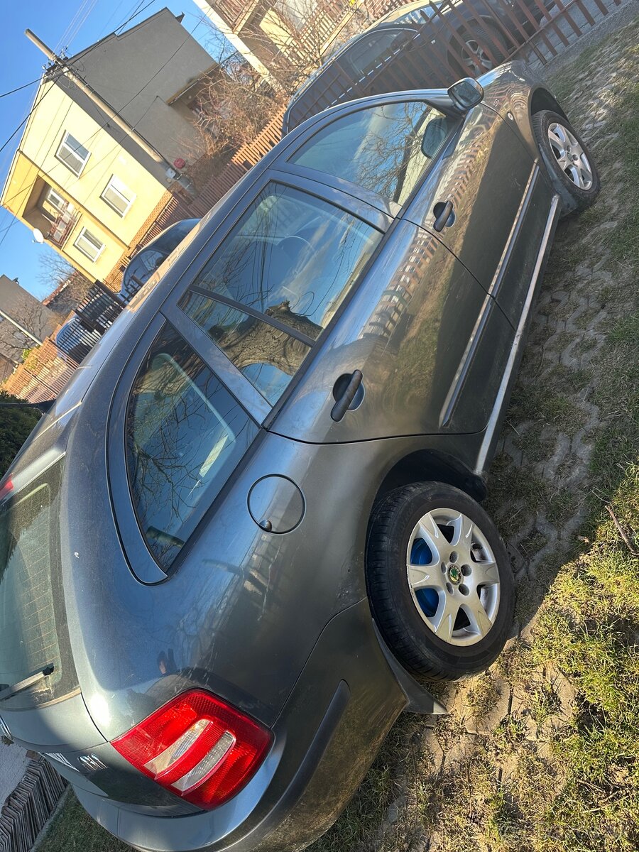Škoda fabia 1.2 47kw rv.2004 - 8