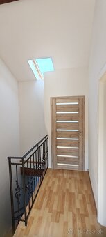 3 IZBOVÝ MEZONET HLAVNÁ - 8