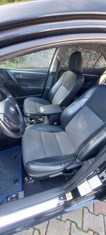 Toyota Corolla sedan executive 2018 - 8