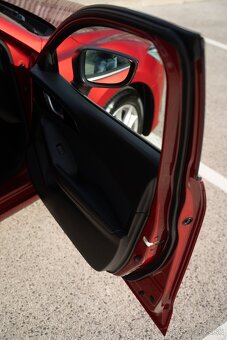Mazda 3 2.0 benzin 88kw - 8