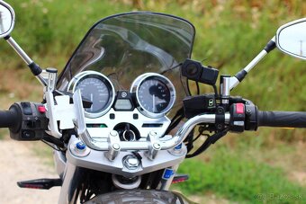 Yamaha XJR 1300 - 8