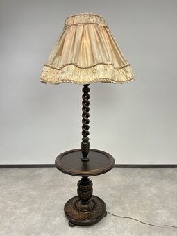 Velká starožitná podlahová lampa s okrúhlym stolíkom a látko - 8