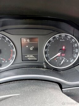 Škoda Octavia Combi 1.6 TDI, 77 kW, r. 2011 - 8