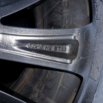 Hliníkové Škoda disky 5x112 R18 8J ET44 - 8