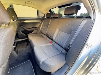 Škoda Superb 3 2.0 TDI Style EU6 Limuzína - 8