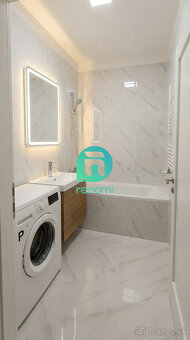 Kompletne zrekonštruovaný 3-izbový byt s dvomi loggiami – Ho - 8