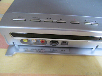 predam DVD/HDD rekorder - 8