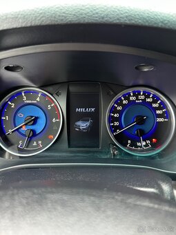 Toyota HILUX 2018, 1.majiteľ - 8