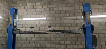 Dvojstlpový zdvihák 4.000 kg/2m AUTOMAT,ZÁRUKA - 8