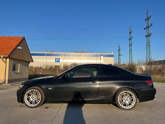 BMW E92 330D - 8