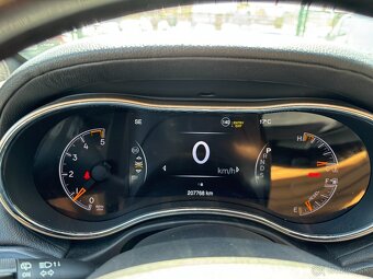 Jeep Grand Cherokee 3.0L V6 TD Summit A/T - 8