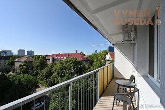 VYMEŇ SUSEDA – VÝNIMOČNÝ 2 IZB. ZARIADENÝ BYT S LOGGIOU, KO - 8