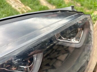 Predné svetlá VW Golf 7 U-TYPE Black - 8