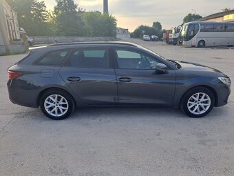 Seat Leon 1.0 eTSI DSG Style • 2/2022 - 8
