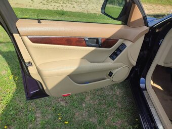 Mercedes -Benz C 320 CDI 4Matic - 8