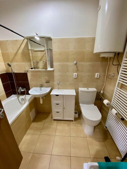 Priestranný bytu 3 + 1 v Čadci - širšie centrum - 8