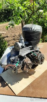 Jawa 250 -motor - 8
