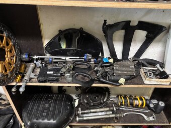 Rozpredam Gsxr 600 k5 - 8