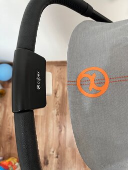 CYBEX Gold Eezy S+ 2 Lava Grey - 8