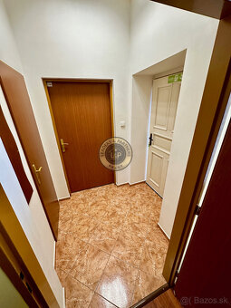 Na prenájom kancelária 36 m², Moyzesova ul., Košice-Staré Me - 8