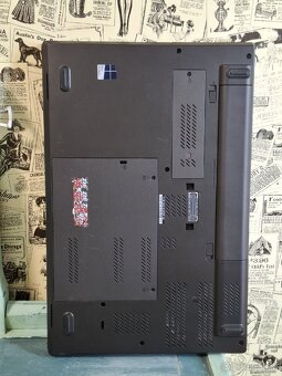 Lenovo T540p - i7-4810MQ - 16 GB RAM - 240 ssr - 8