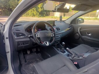 Renault Megane Coupé - 8