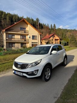 KIA SPORTAGE 1.7 CRDI 85KW RV2013 - 8