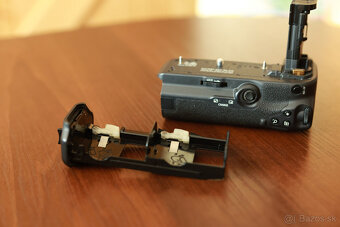 Canon Battery Grip BG-R10 - 8