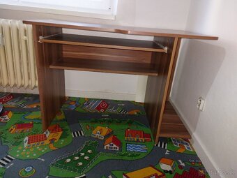 Stôl a stolička - 8