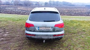 Audi Q7 - 8