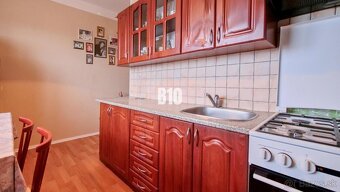 NA PREDAJ 3 Izbový slnečný byt vo vyhľadávanej lokalite - 8
