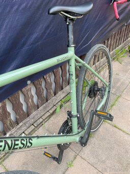 CUBE agref-TREK FX3-CANYON Roadlite-GENESIS brodvej-PINACLE - 8