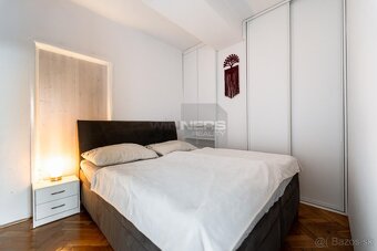 Zrekonštruovaný tehlový 2i (2,5i) byt s výťahom na Severe - 8
