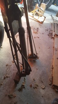 žeriav na traktor - 8