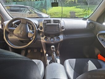 toyota Rav 4,2,2 4x4 diessel,110kw,manual - 8