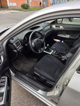 Subaru impreza 1.5 FWD - 8