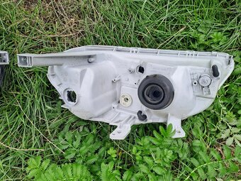 Svetlá Honda civic 6g aj s motorčekmi - 8