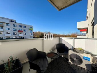 Novinka - novostavba - garážové státie - 8