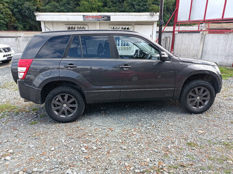 Suzuki Grand Vitara, 2.4-124kw,4x4,navi,xenon,2012 - 8