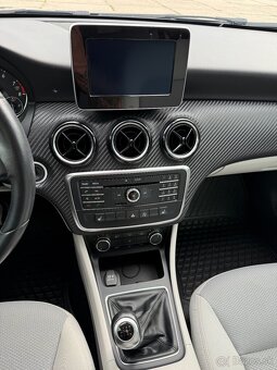 Mercedes-Benz GLA 180 - 90 kW Benzín - 8