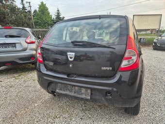 Dacia sandero - 8