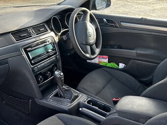 Škoda Superb 2 na náhradne diely - 8