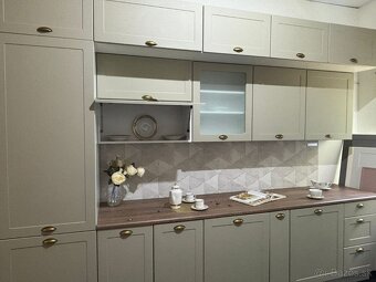 Moderná nepoužitá kuchyňa NATALI krémová - 8