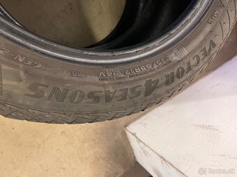 215/55R17 Good year celoročné - 8