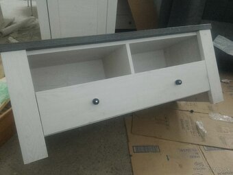 vidiecka obývacia stena Antwerp - 8