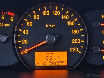 Kia carnes 2007 2.0crd 103kw top stave - 8