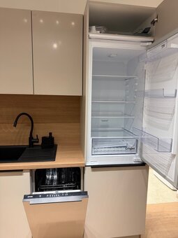 Prenajmem 3‑izbový podkrovný byt - 8