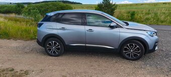 Peugeot 3008 SUV (2020) - 8