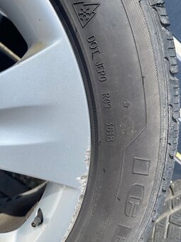 Predám Disky na Bmw X5 E70 R19 zimné pneu - 8