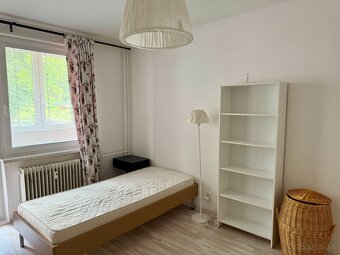 🏡 NA PRENÁJOM 3-izbový byt na ul.Gorkeho - 8